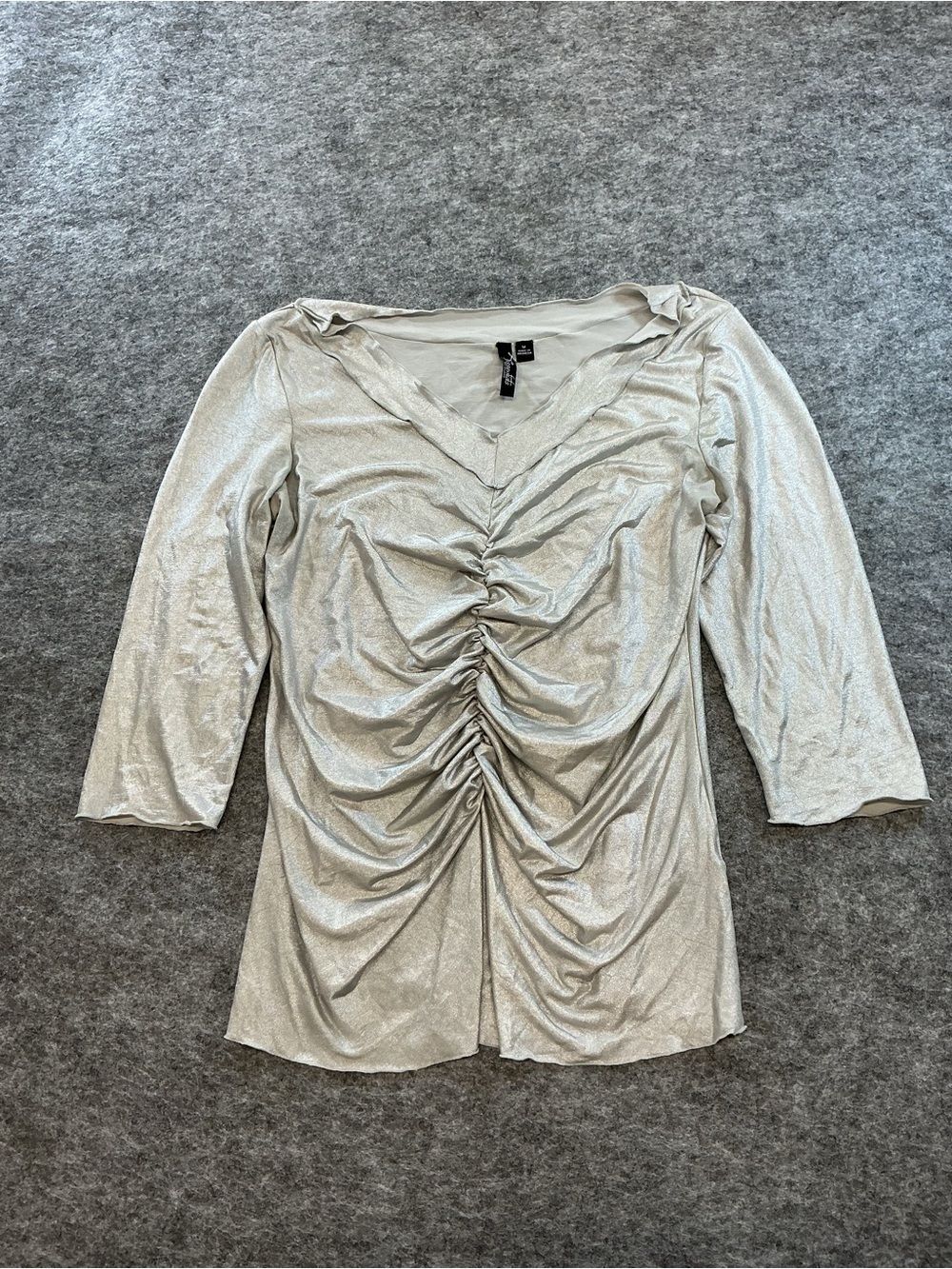 Essentials By Milano Silver Synched Blouse RRR